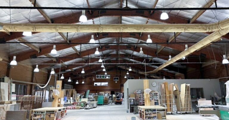 サーモバリア屋根下工法の密閉施工